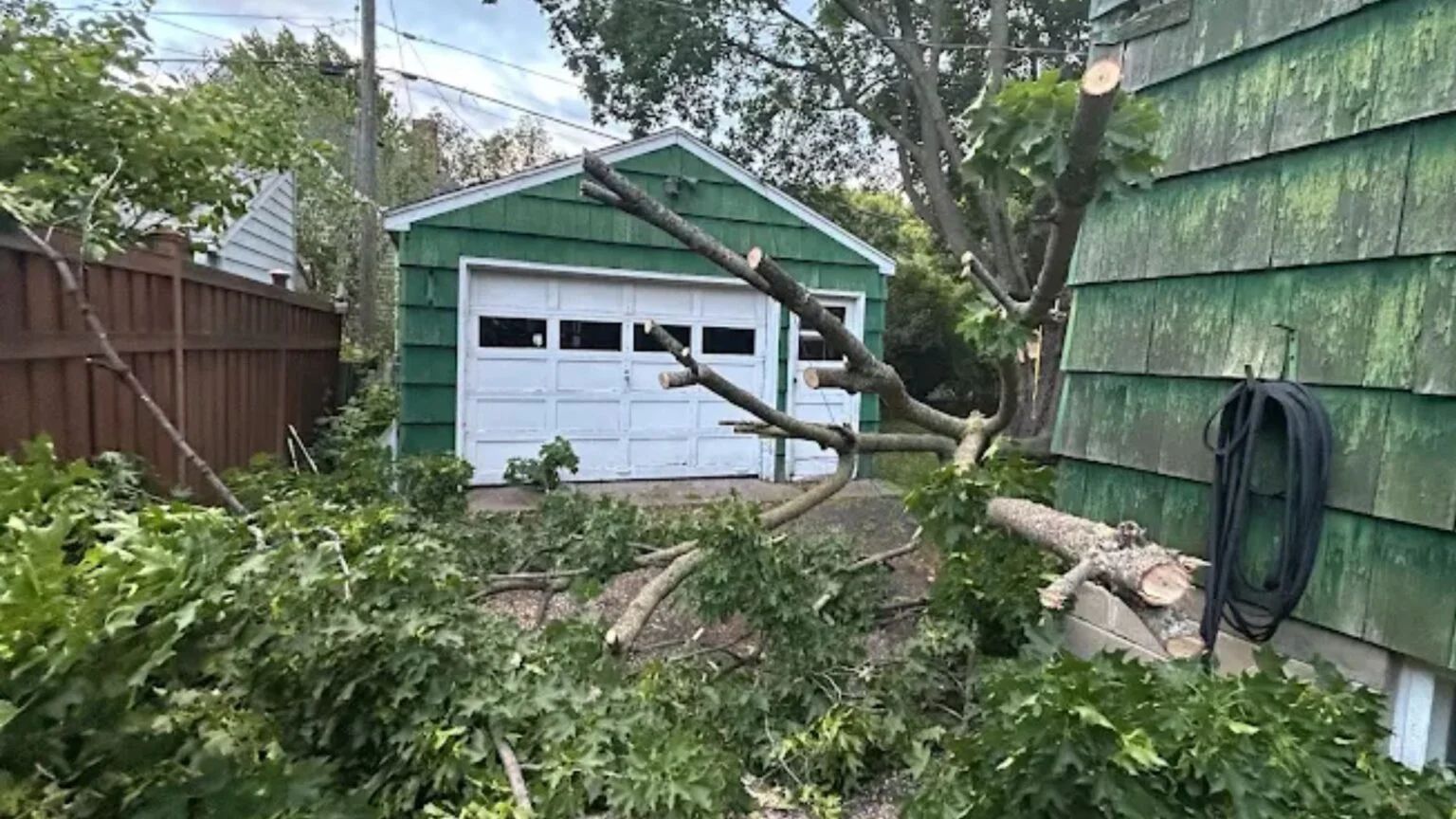 storm-damage-clean-up-1536x864